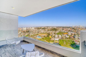 Coast Tower 1BR W/Balcony & View.